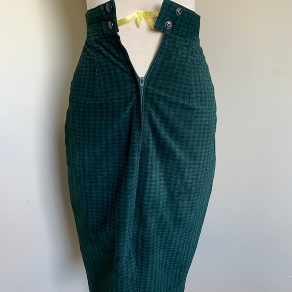 Forest Green Black Houndstooth Suede Pencil Skirt - Picture 4 of 7